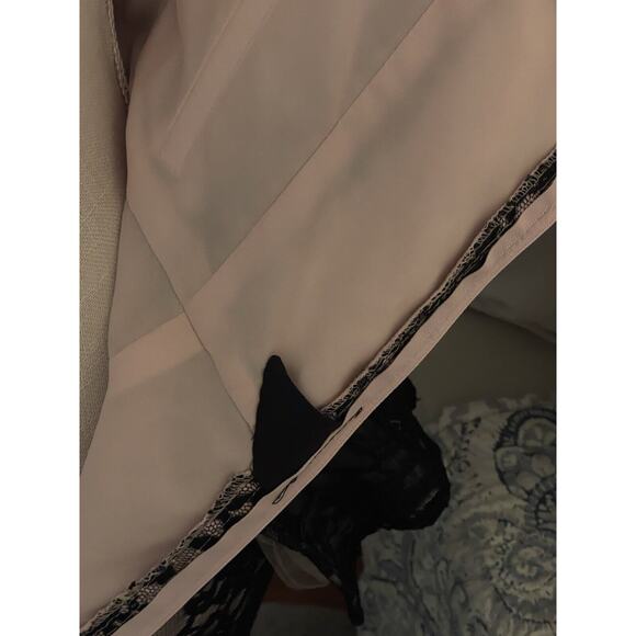 Mori Lee Madeline Gardner Formal Dress Black Lace One Shoulder Size 8 - Picture 7 of 11